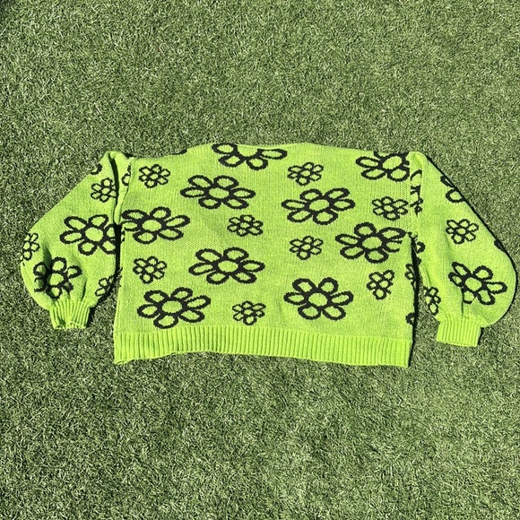 SHEIN Green and Black Floral Cropped Jacket - Picture 2 of 5